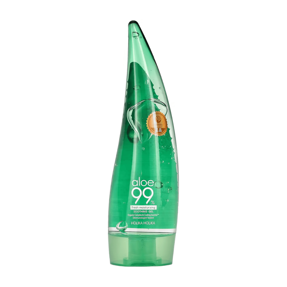 En grønn, aloe-formet flaske med Holika Holika Aloe 99% Soothing Gel. Flasken inneholder beroligende gel og har tekst som beskriver produktets fuktighetsgivende og beroligende egenskaper.