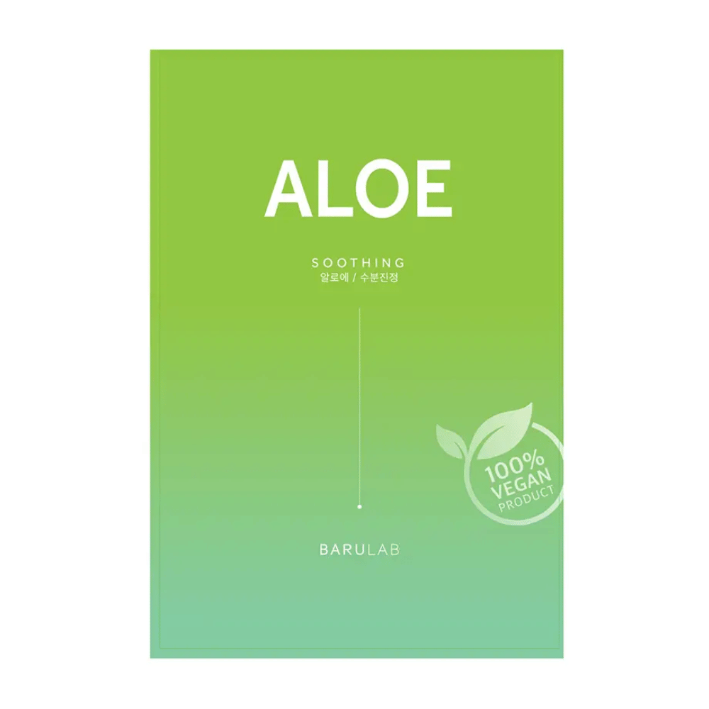 En pakke av BARULAB-produktet "Aloe Soothing" maske, som også er merket som "100% Vegan Product". Pakningen er ensartet lysegrønn i fargen.