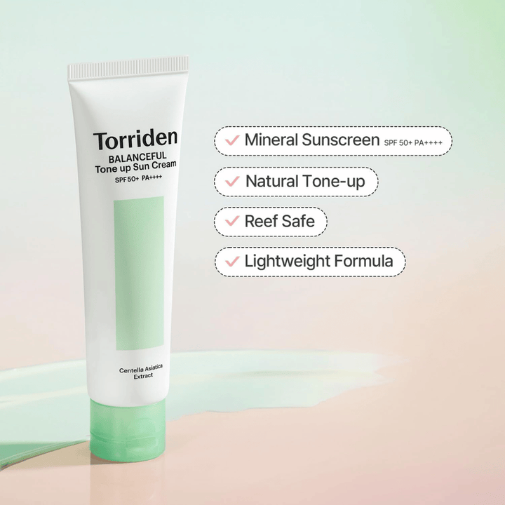 Torriden Balanceful Tone Up Sun Cream SPF50+ PA++++ presentert med fokus på mineralbasert solbeskyttelse, naturlig tone-up-effekt, reef safe-formel og lett tekstur.