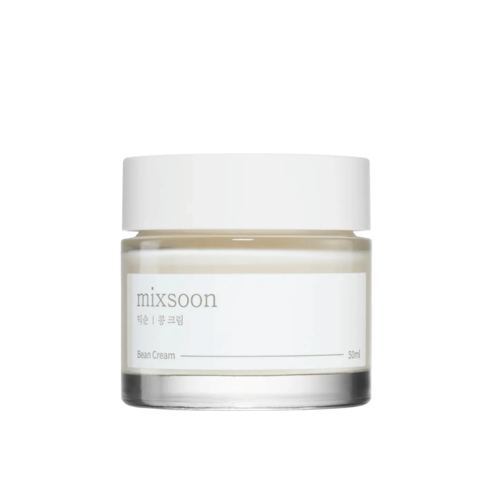 En boks med et hvitt lokk og etikett som viser teksten "mixsoon 팥 크림" og "Bean Cream" samt volummarkeringen "50ml". Boksen er delvis gjennomsiktig og inneholder en hvit krem. Designet er enkelt og moderne med en ren hvit bakgrunn som fremhever produktet.