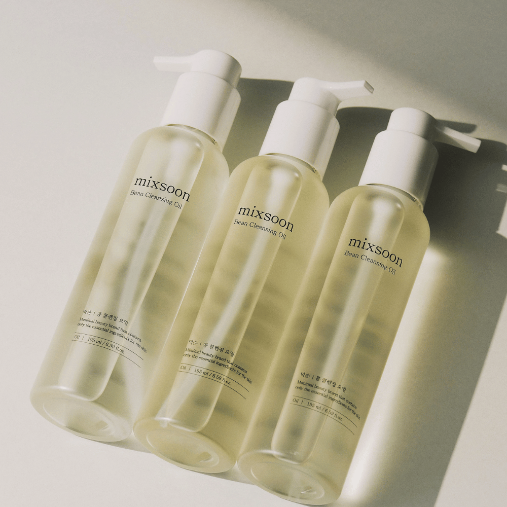 Tre flasker Mixsoon Bean Cleansing Oil – koreansk oljebasert rensing som skånsomt fjerner sminke, urenheter og fukter huden.