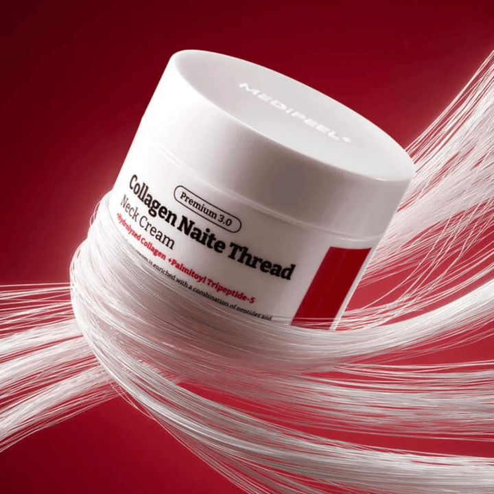 MEDIPEEL Collagen Naite Thread Neck Cream Premium 3.0 – oppstrammende halskrem med hydrolysert kollagen og peptider som forbedrer hudens elastisitet og reduserer synlige linjer på hals og dekolletage.