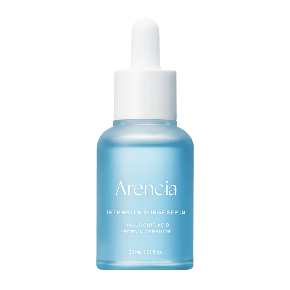 Arencia Deep Water Surge Serum 30 ml på hvit bakgrunn – fuktighetsgivende serum med hyaluronsyre, PDRN og ceramider for sensitiv, tørr og fuktfattig hud.
