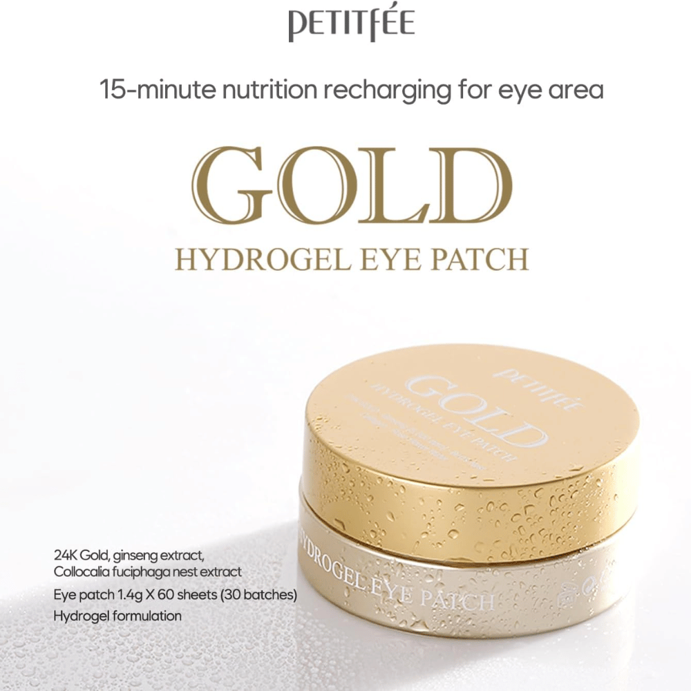 Stilrent produktbilde av PETITFEE Gold Hydrogel Eye Patch med gullfarget emballasje på lys bakgrunn. Teksten fremhever ingredienser som 24K gull, ginseng og hydrogel-formel for fuktighet og glød.