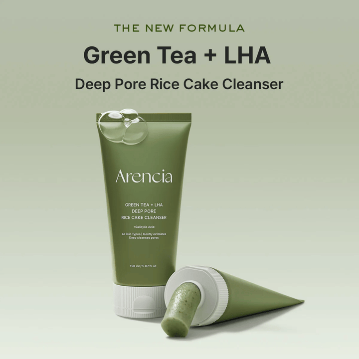 Kampanjebilde for Arencia Green Tea + LHA Deep Pore Rice Cake Cleanser som fremhever den nye formelen med grønn te og LHA for dyprensing av porer.