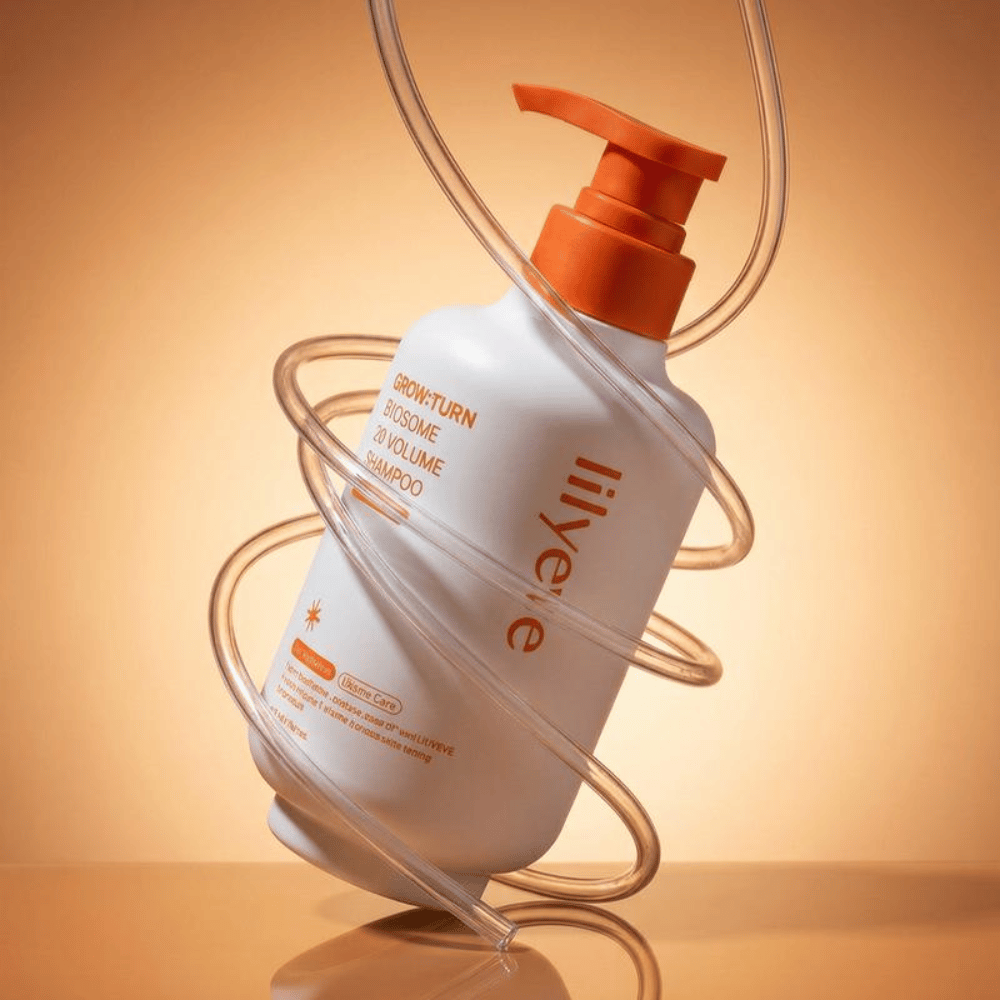 LILYEVE Grow:Turn Exosome 3D Volume Shampoo med moderne design og pumpeflaske for enkel bruk