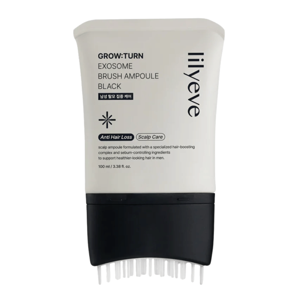 Frilagt produktbilde av LILYEVE Grow:Turn Exosome Brush Ampoule Prime mot hvit bakgrunn. Den integrerte børsteapplikatoren gjør det enkelt å påføre serumet direkte i hodebunnen for daglig hår- og hodebunnspleie.