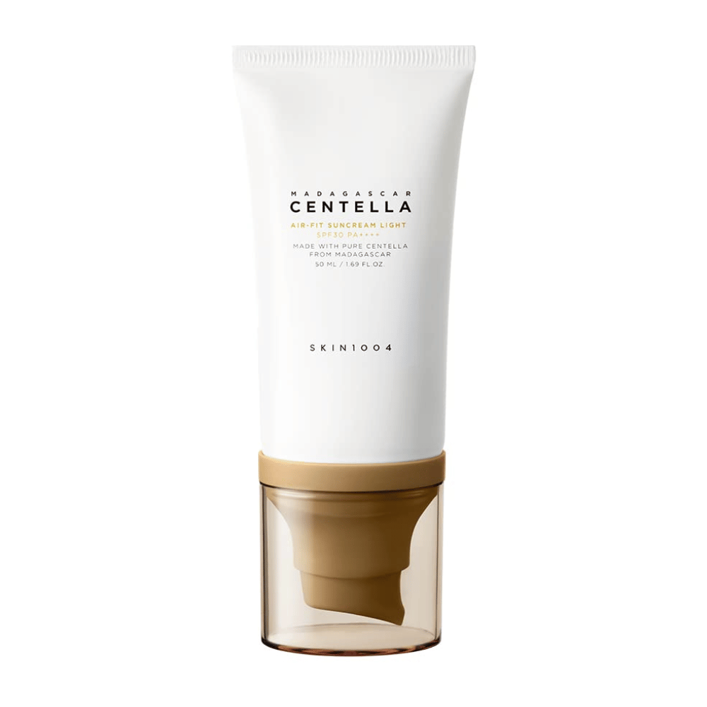 SKIN1004 Madagascar Centella Air-Fit Suncream Light SPF30 PA++++ – lett solkrem med centella asiatica som beskytter huden, fukter og passer sensitiv hud.