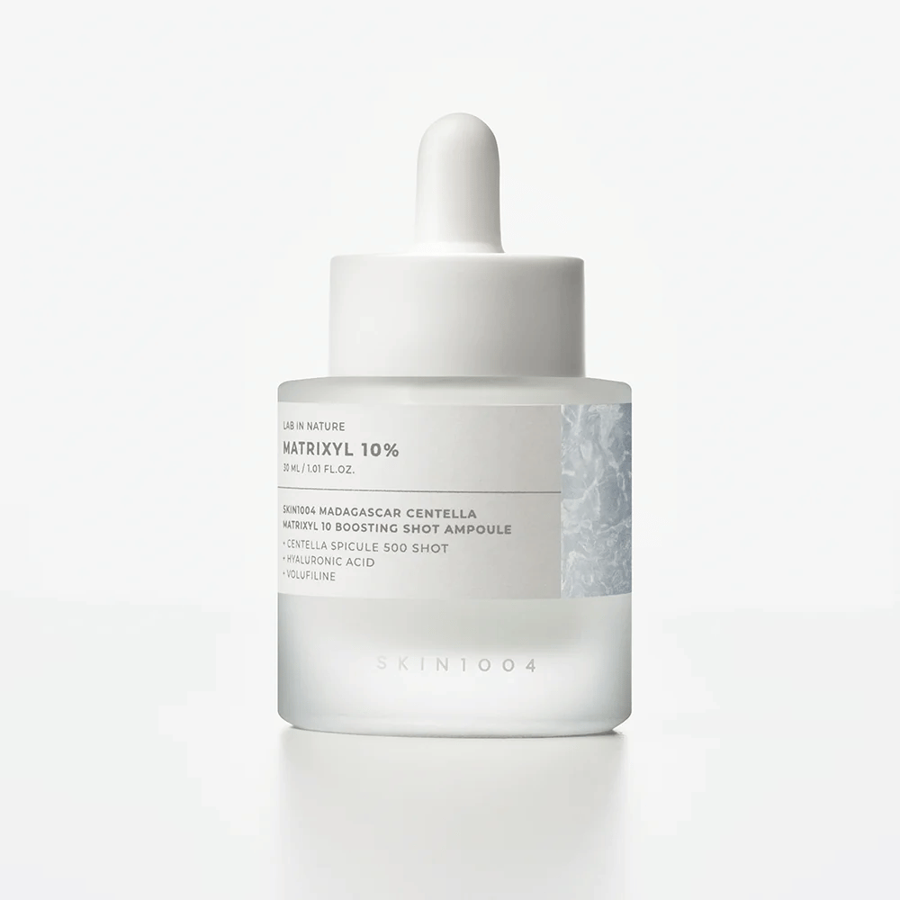 SKIN1004 Madagascar Centella Matrixyl 10 Boosting Shot Ampoule i originalemballasje – ansiktsserum med Matrixyl 10 %, hyaluronsyre og centella for plumpet og glatt hud.