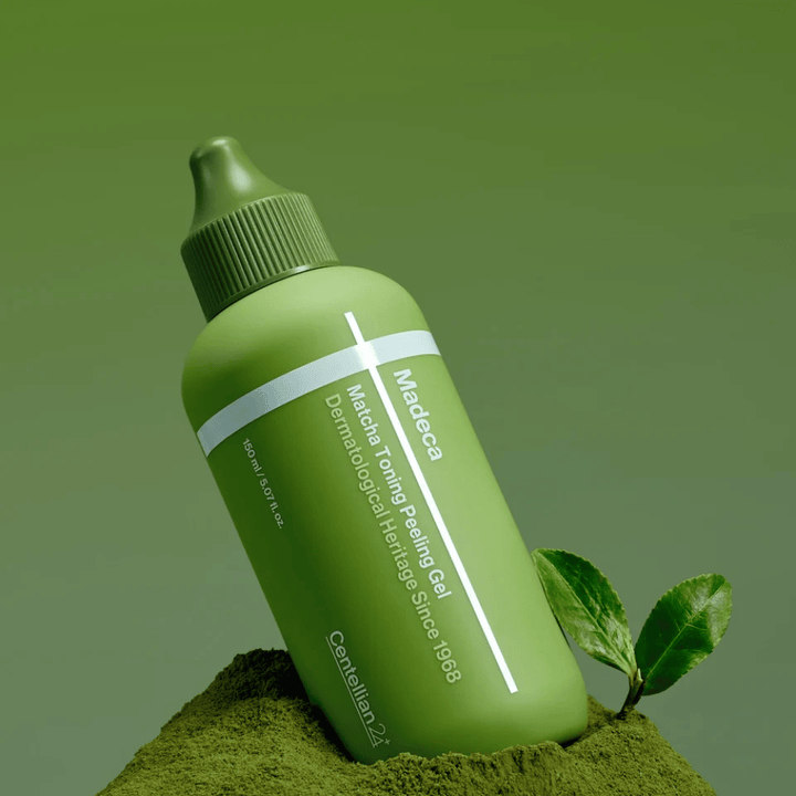 Centellian24 Madeca Matcha Toning Peeling Gel produktbilde – mild koreansk eksfolierende peeling gel med matcha som hjelper til med å forbedre hudens tekstur og gi en friskere hud.