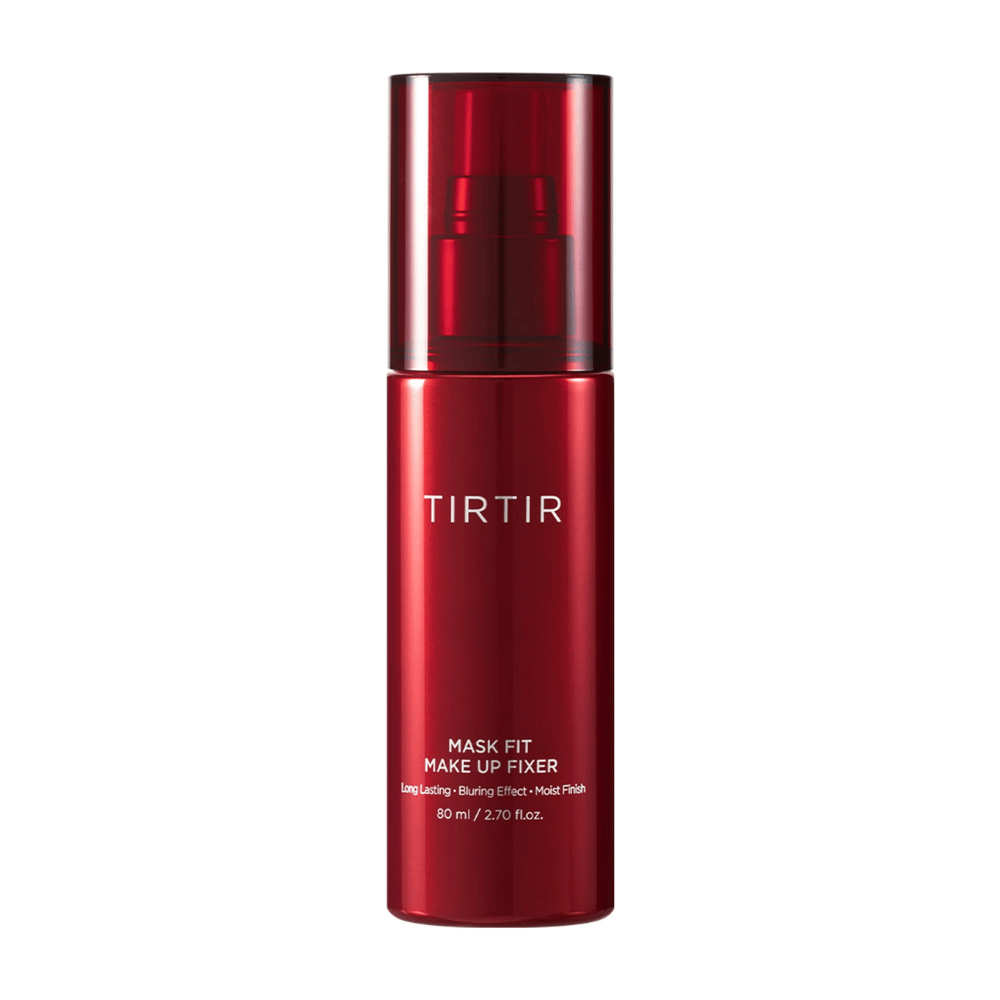 En rød flaske TIRTIR Mask Fit Make Up Fixer på hvit bakgrunn, designet for langvarig sminkefiksering med uskarp effekt og fuktig finish.