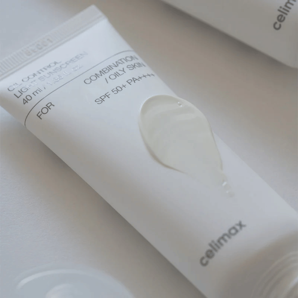 Celimax Oil Control Light Sunscreen SPF 50+ PA++++ med lett gelkrem-tekstur som absorberes raskt og etterlater huden fuktet uten klissete følelse