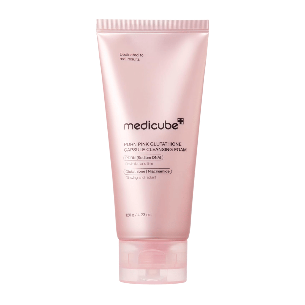 Medicube PDRN Pink Glutathione Capsule Cleansing Foam 120 g renseskum med PDRN, glutation og niacinamid for strålende hud