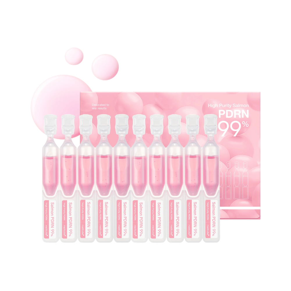Medicube PDRN Pink One Day Serum Set med ti individuelle ampuller og produktforpakning. Settet inneholder serum med 99 % høyrenset laks-PDRN for fuktighet, glød og daglig hudpleie.