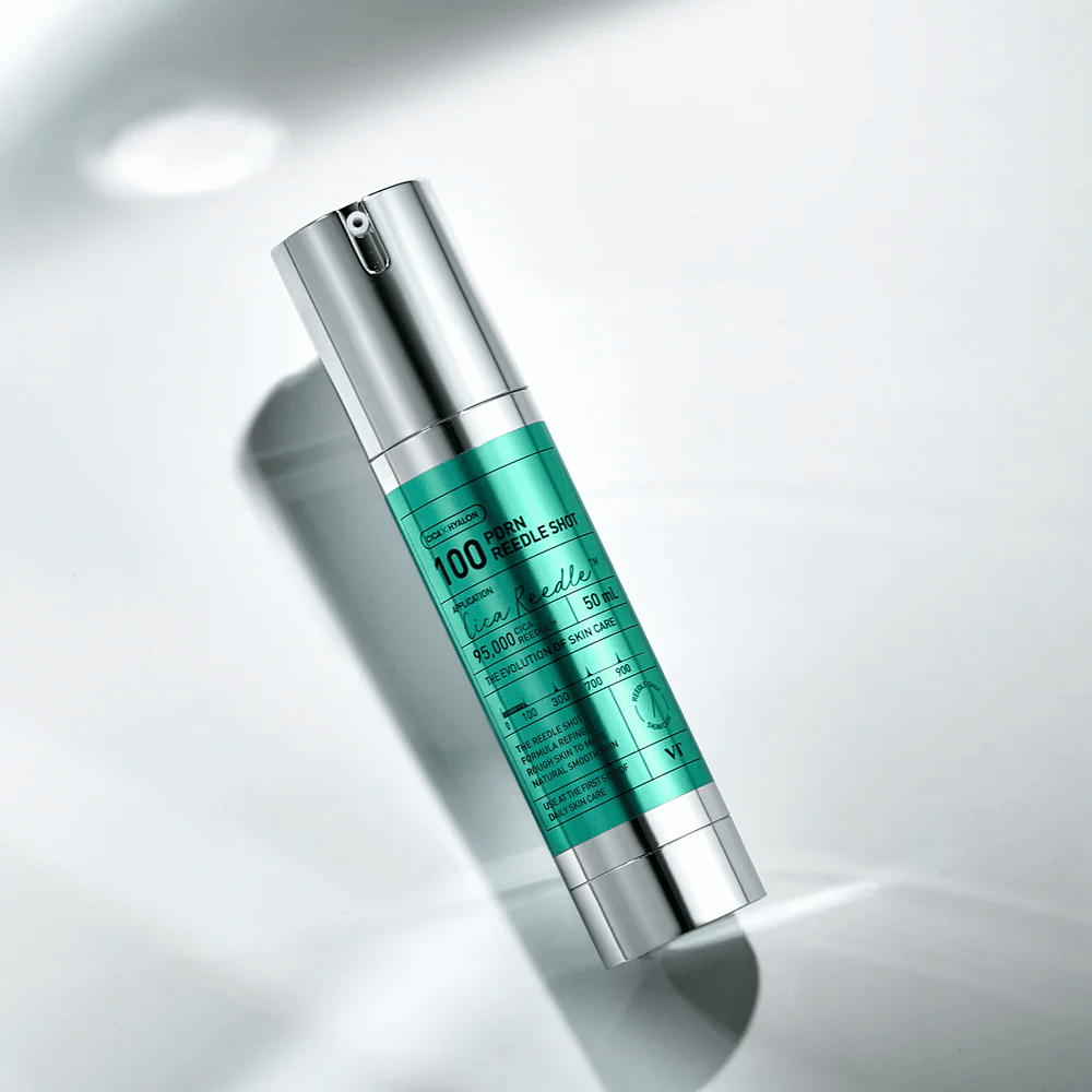 VT Cosmetics PDRN Reedle Shot 100 serum i pumpeflaske med microneedling-effekt som forbedrer hudens struktur og stimulerer fornyelse