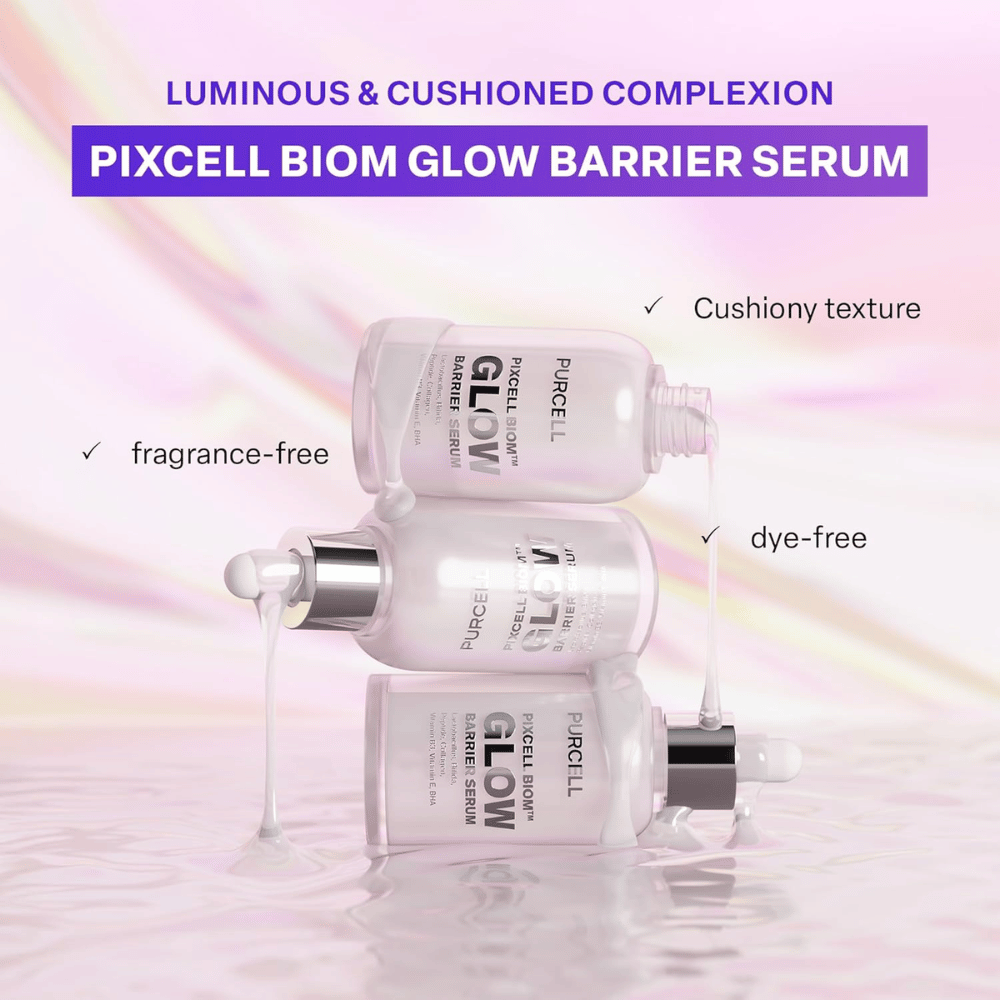 Tre flasker av PURCELL Pixcell Biom Glow Barrier Serum stablet med rennende serum. Fragrance-free, dye-free og med myk, putemyk tekstur.
