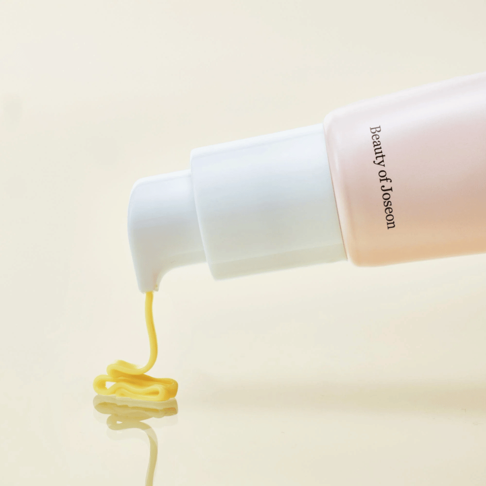 Beauty of Joseon Revive Eye Serum pumpe med gul formel – koreansk øyeserum for glød, elastisitet og reduserte rynker.