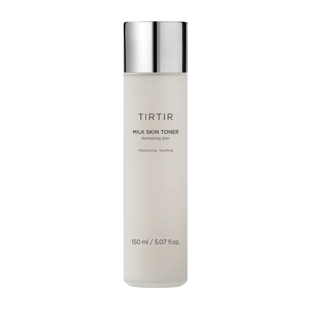 Produktbilde av "TIRTIR MILK SKIN TONER", en hudtoner som lover oppfriskende og beroligende effekter. Innholdet er 150 ml.