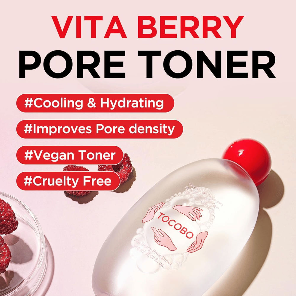 Produktbilde med tekst som fremhever tonerens egenskaper som fuktighet, kjølende følelse, forbedret porepleie samt at produktet er vegansk og cruelty-free.
