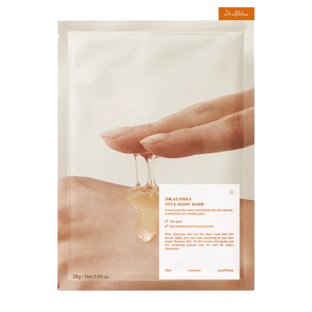 Emballasje av Dr. Althea Vita Glow Mask som viser maskens essens. Fuktighetsgivende Sheet mask for glød og jevn hudtone, skånsom også for sensitiv hud.