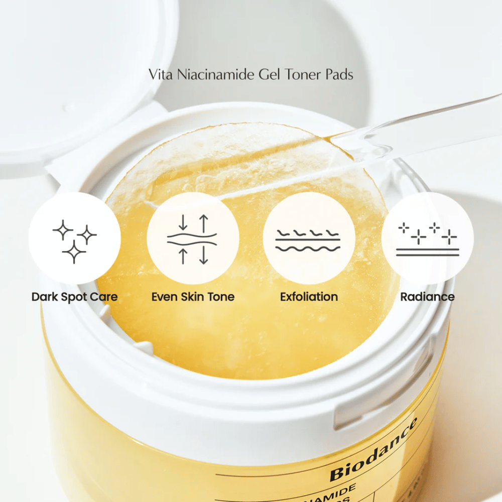 Biodance Vita Niacinamide Gel Toner Pads – eksfolierende pads for jevnere hudtone, glød og behandling av mørke flekker, vist i en åpen boks med pinsett.