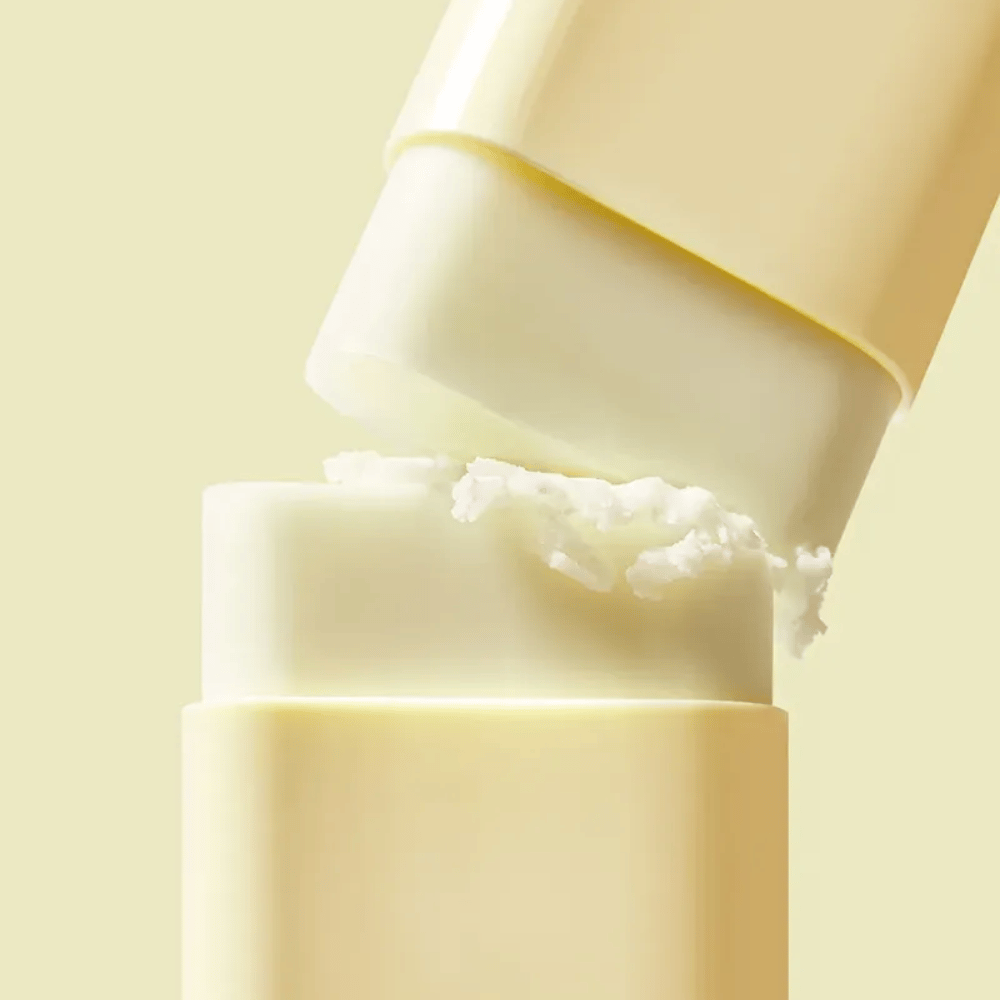 TOCOBO Vita Waterproof Sun Stick tilbyr bredspektret solbeskyttelse i praktisk stiftformat. Rik på vitamin E og plantebaserte ekstrakter for myk, beskyttet hud.