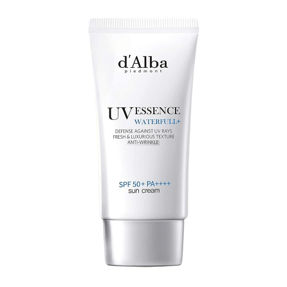 Produktbilde på d'Alba UV Essence Waterfull+ Sun Cream med SPF 50+ PA++++ i hvit og sølvfarget tube, fotografert mot hvit bakgrunn.