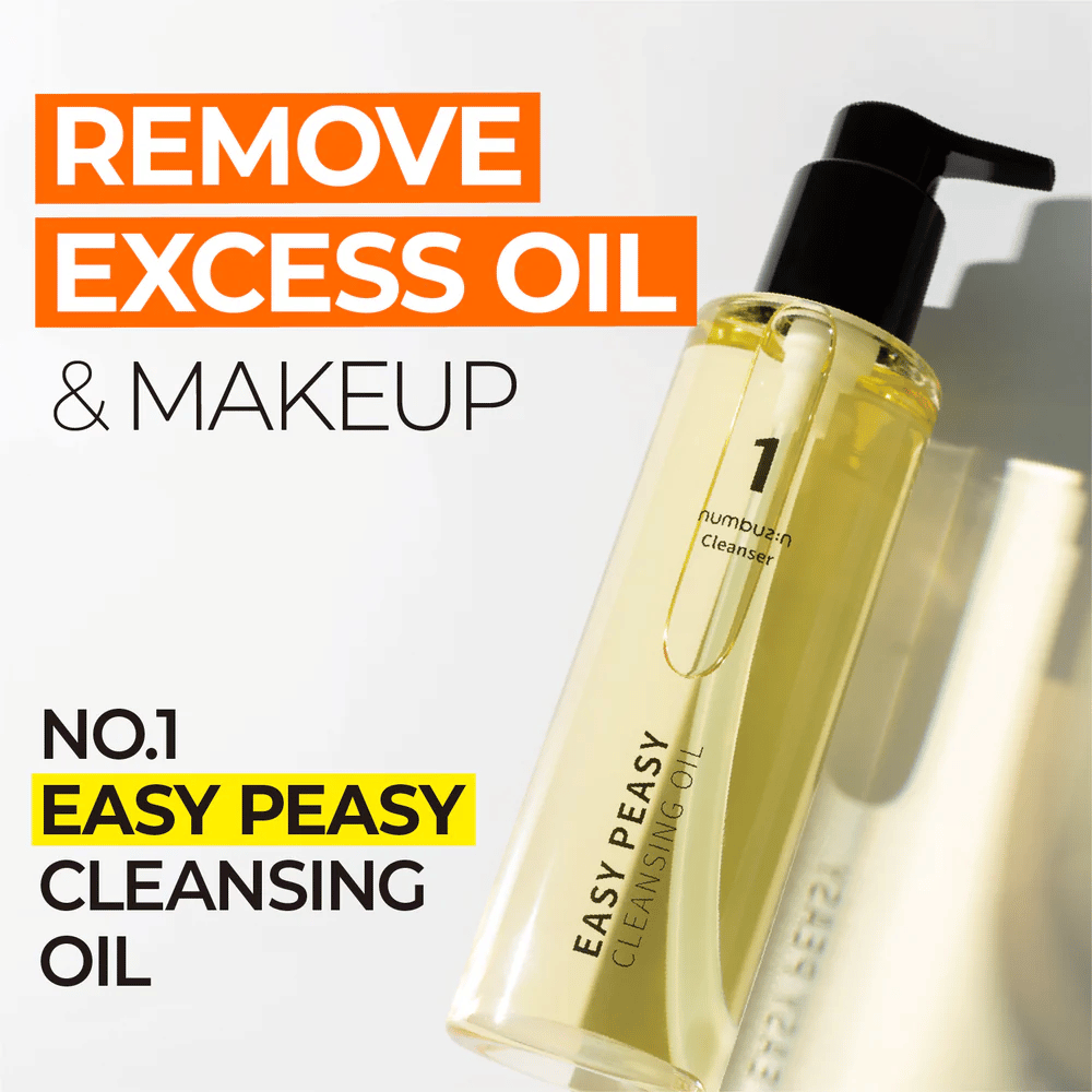 Flaske med Numbuzin No.1 Easy Peasy Cleansing Oil mot hvit bakgrunn, teksten ”Remove excess oil & makeup” vises ved siden av.