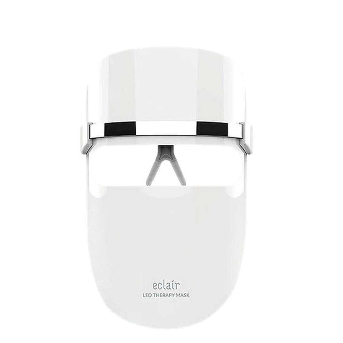 En ECLAIR LED Therapy Mask på hvit bakgrunn med hudforbedringer.