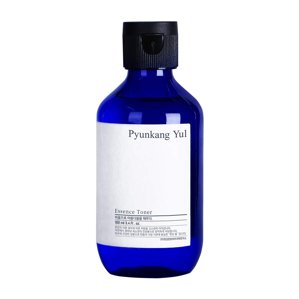 En fuktighetsgivende kroppsvask med ekstrakt av astragalusrot: Pyunkang Yul Essence Toner.