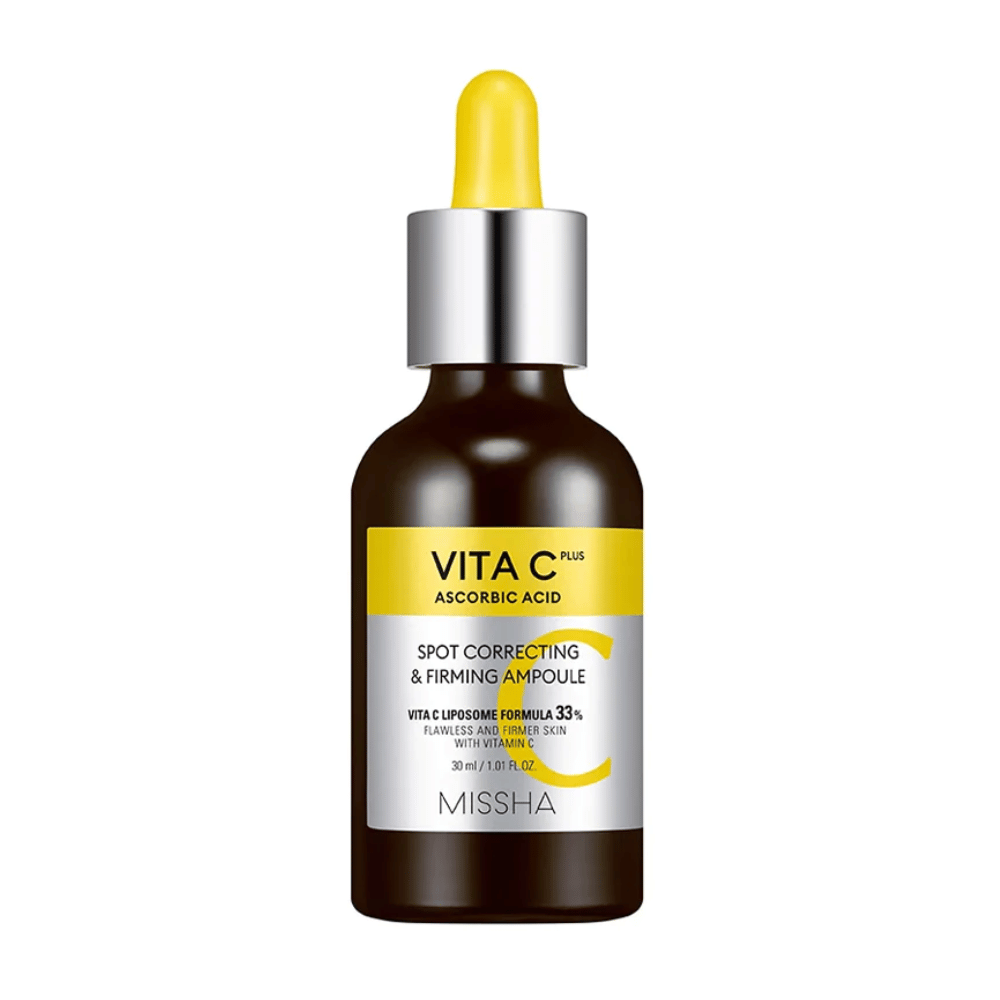 MISSHA Vita C Plus Spot Correcting & Firming Ampoule 30ml, vises på en hvit bakgrunn.