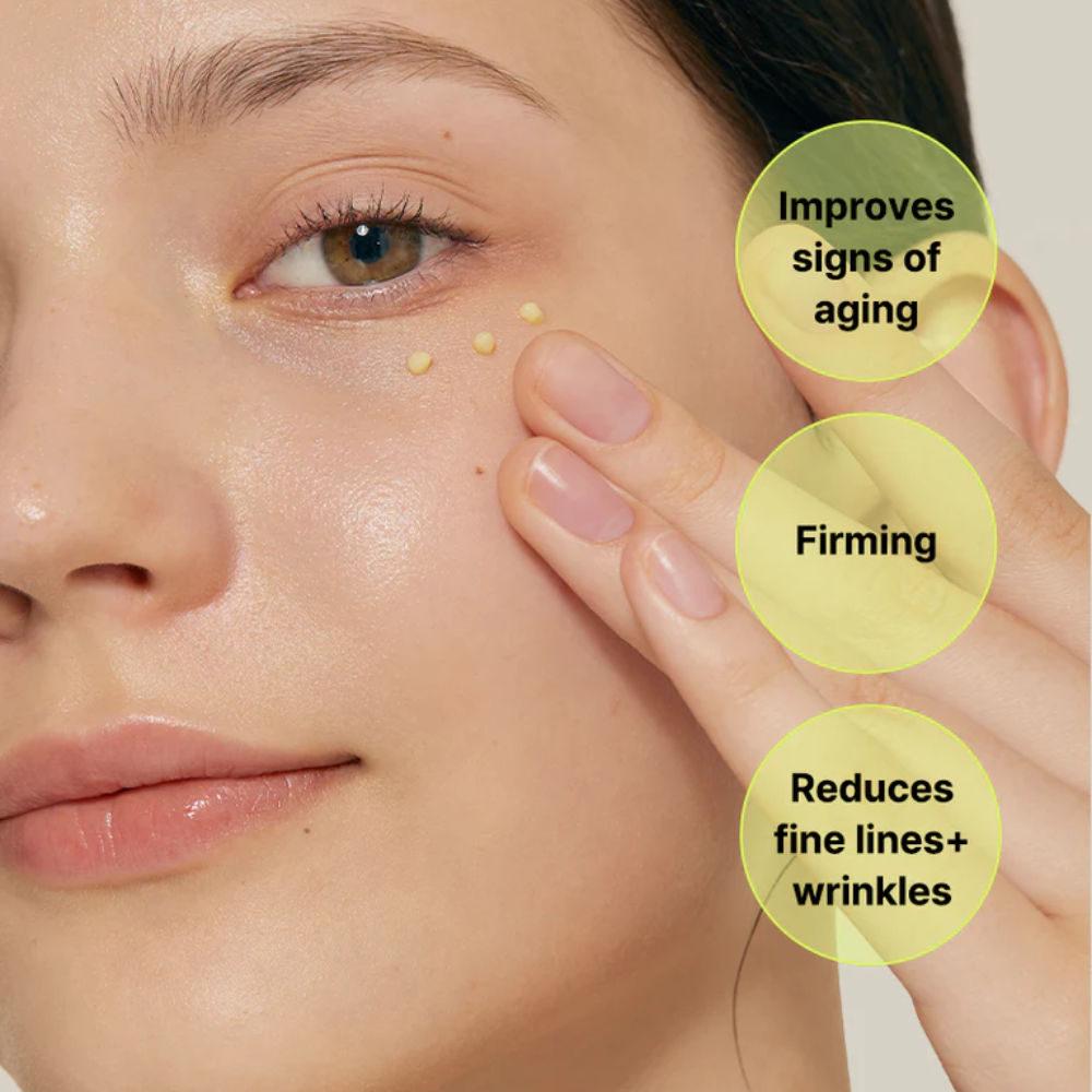 En kvinnes ansikt med synlige rynker, som indikerer tegn på aldring og redusert elastisitet, ved hjelp av COSRX Retinol 0.1 Cream 20ml.